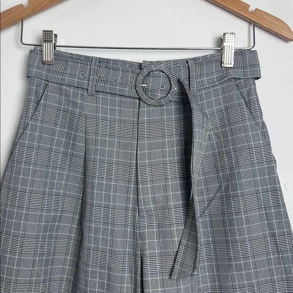 NEW Choosy High Waisted Glen Plaid Belted Bermuda Shorts Size 2 - Picture 2 of 12